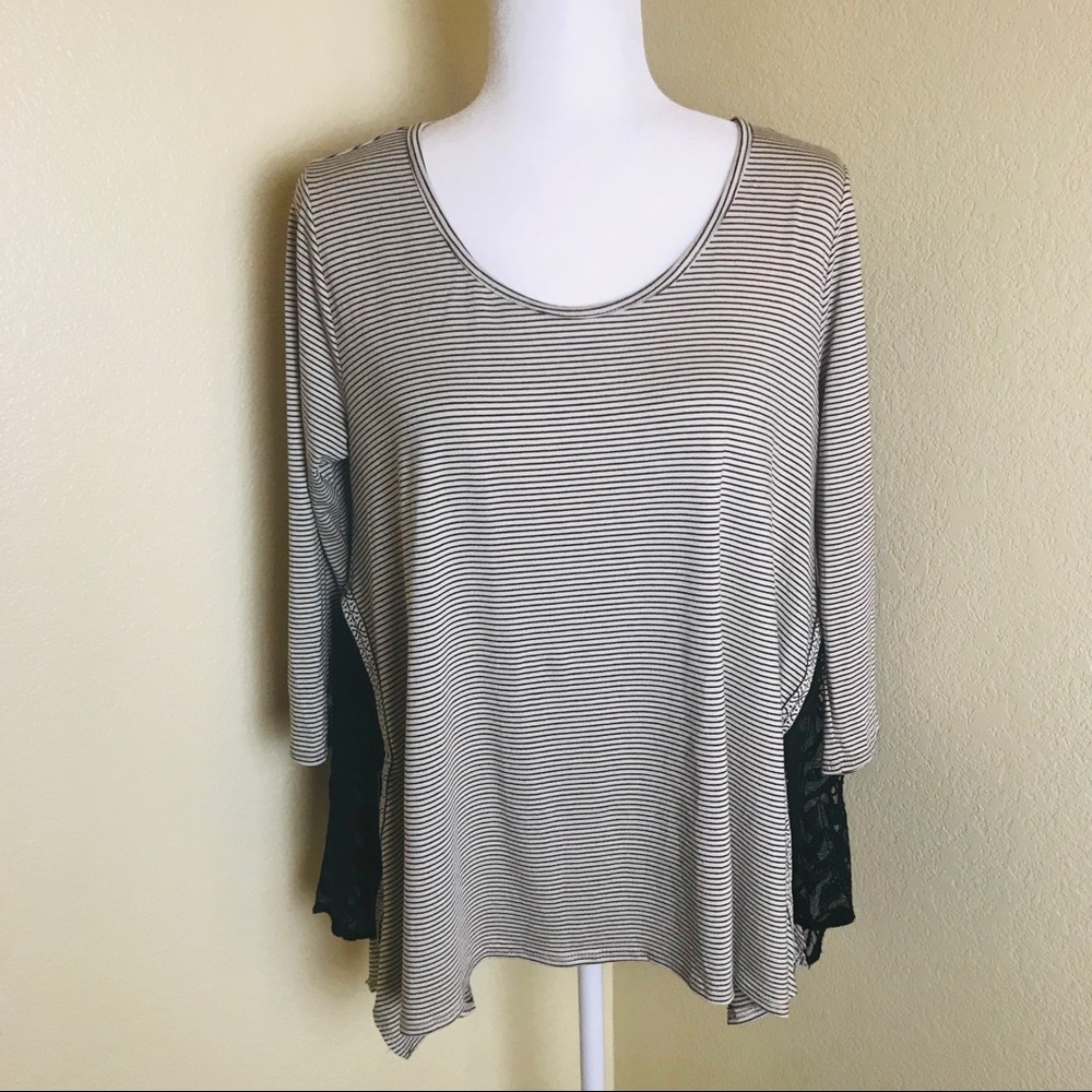 Francesca’s Collection flowy striped lace top